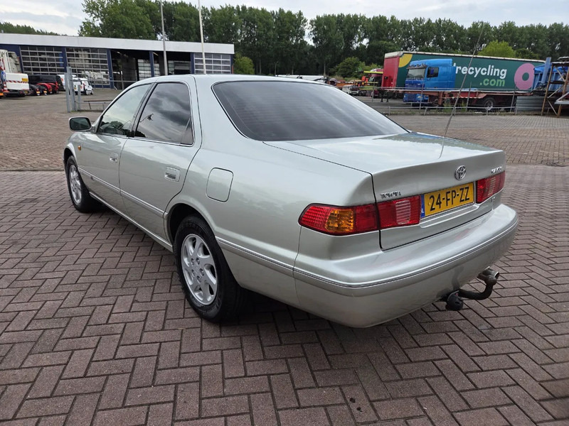 Toyota Camry 3.0 // V6 // 24v // Automaat // leather Seats - Limousine: das Bild 5 Toyota Camry 3.0 // V6 // 24v // Automaat // leather Seats - Limousine: das Bild 5