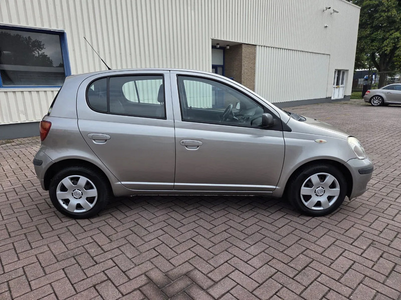 Toyota Yaris 1.3 VVT-i Idols 5drs - Schrägheck: das Bild 2 Toyota Yaris 1.3 VVT-i Idols 5drs - Schrägheck: das Bild 2