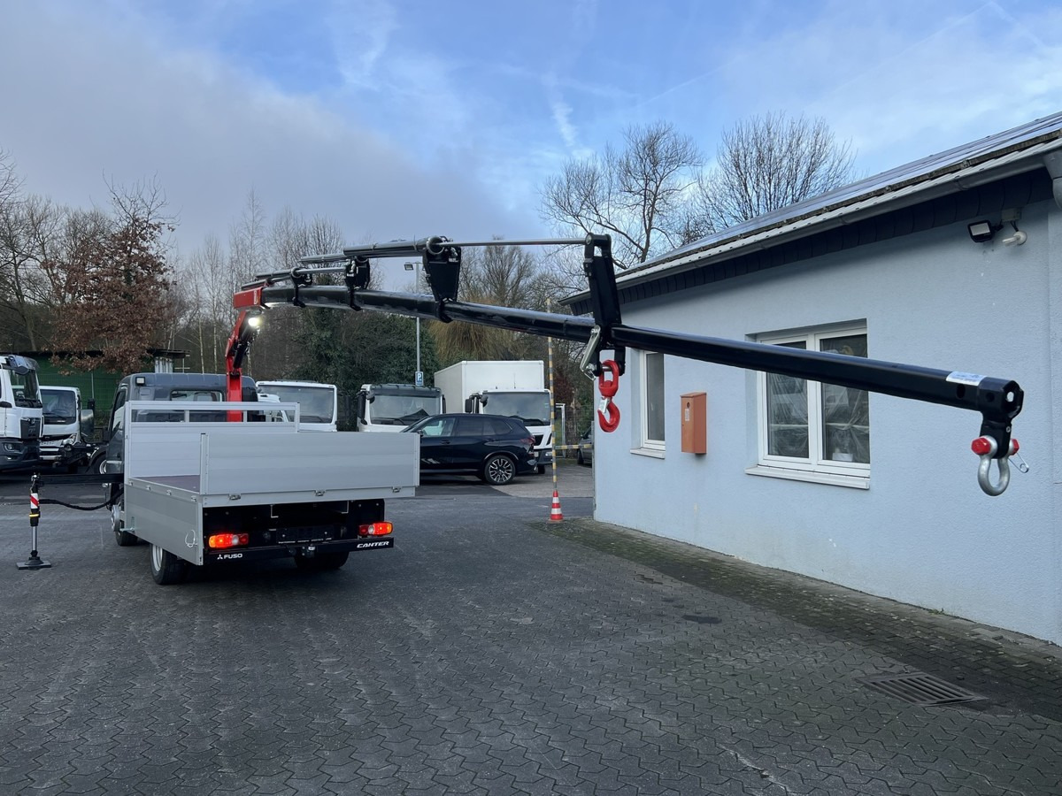 FUSO 6S15 Pritsche 3.0m Kran 4xhydr. Funk! - Pritsche Transporter: das Bild 4 FUSO 6S15 Pritsche 3.0m Kran 4xhydr. Funk! - Pritsche Transporter: das Bild 4