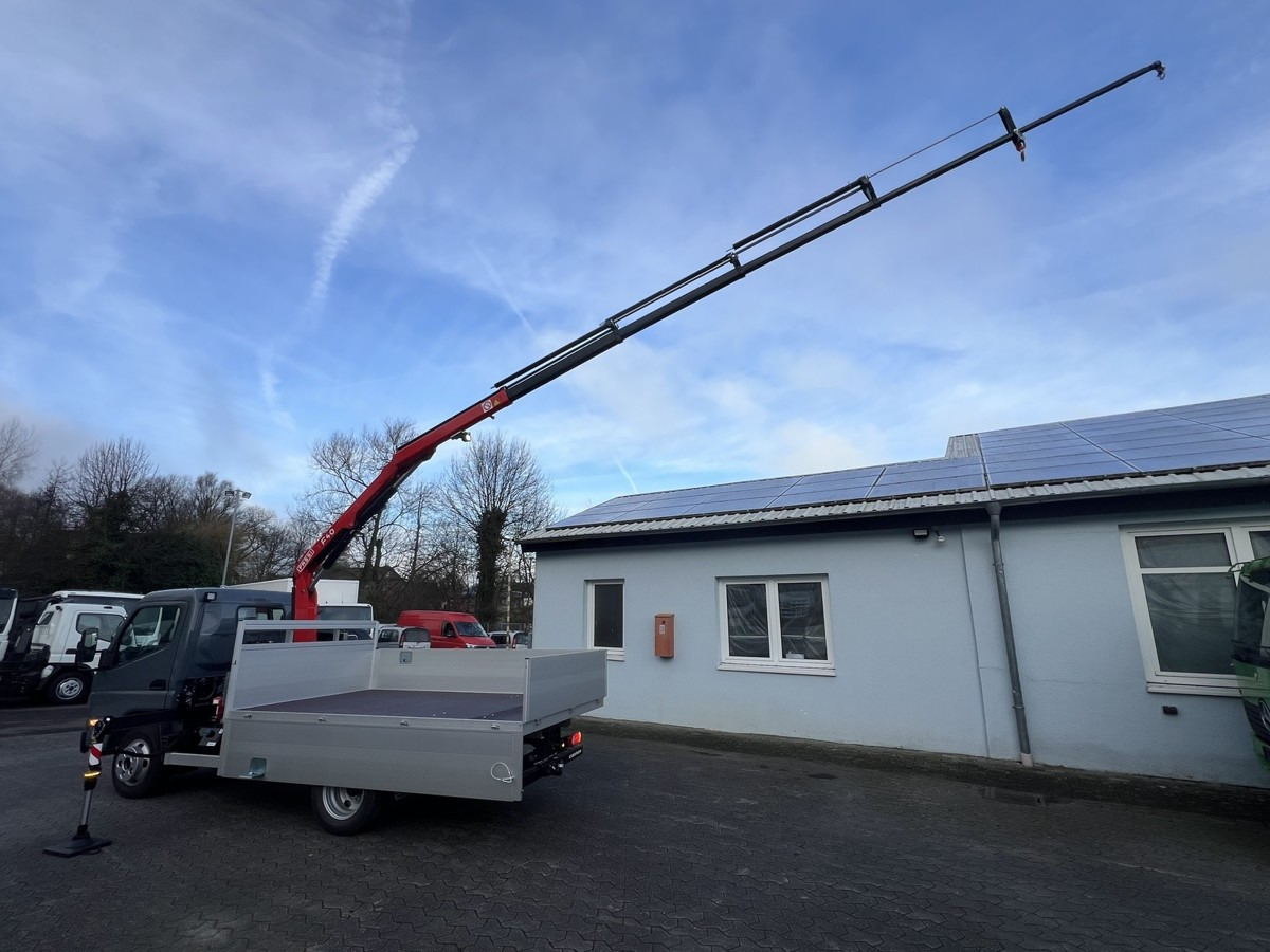 FUSO 6S15 Pritsche 3.0m Kran 4xhydr. Funk! - Pritsche Transporter: das Bild 5 FUSO 6S15 Pritsche 3.0m Kran 4xhydr. Funk! - Pritsche Transporter: das Bild 5