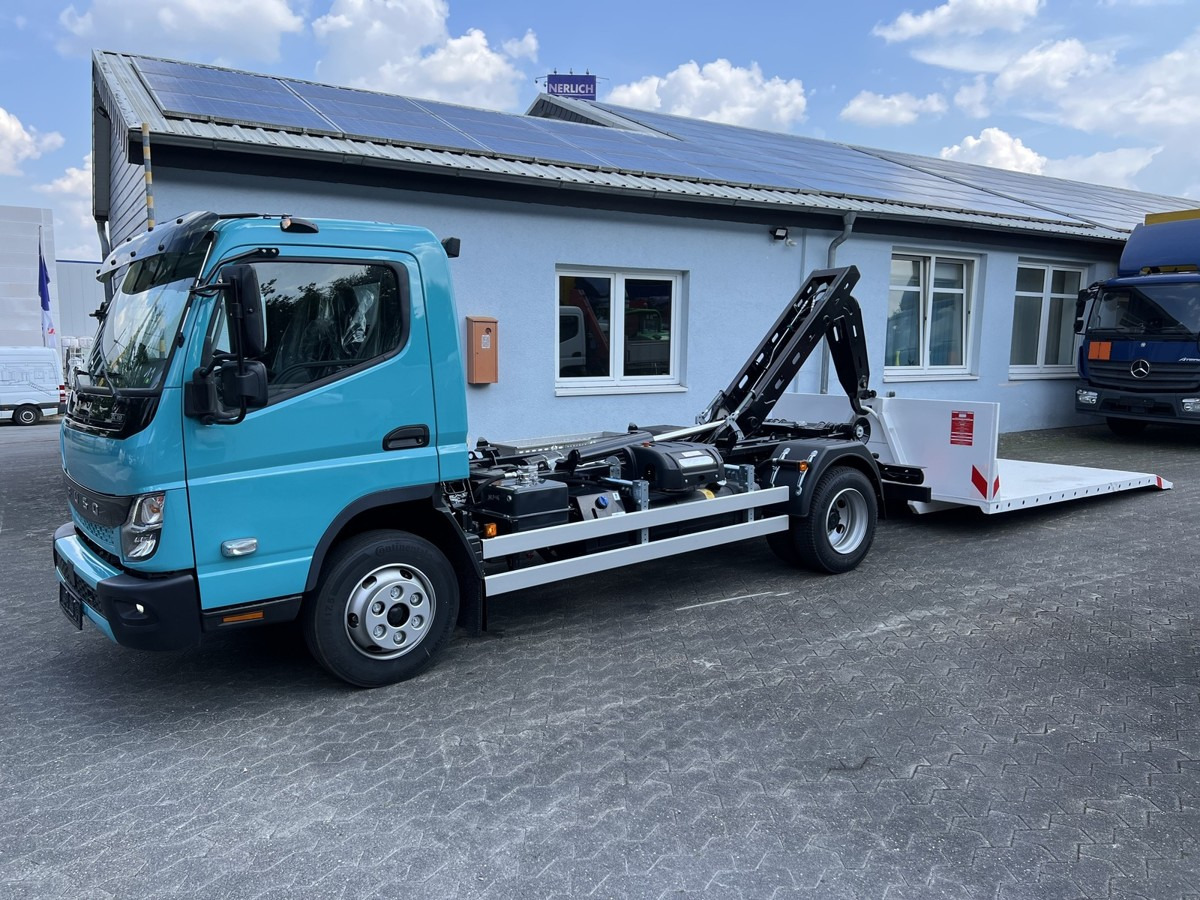 FUSO Canter FUSO 9C18 City Abrollkipper Krokbil Color - Abrollkipper, Autokran: das Bild 2 FUSO Canter FUSO 9C18 City Abrollkipper Krokbil Color - Abrollkipper, Autokran: das Bild 2