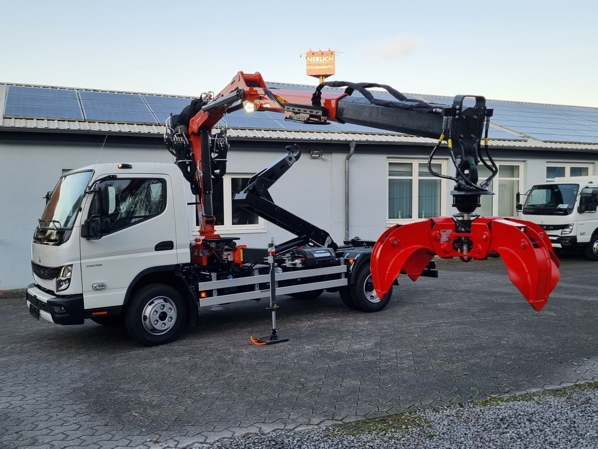 FUSO FUSO 9C18 City Abrollkipper + Z-Kran Recycling - Abrollkipper, Autokran: das Bild 3 FUSO FUSO 9C18 City Abrollkipper + Z-Kran Recycling - Abrollkipper, Autokran: das Bild 3