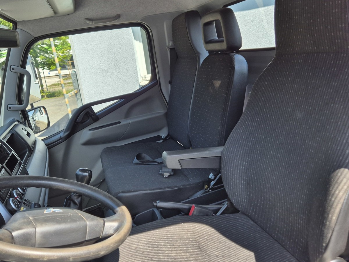 Abrollkipper FUSO Fuso Canter 7C18 City Abrollkipper AHK Hooklift: das Bild 14 Abrollkipper FUSO Fuso Canter 7C18 City Abrollkipper AHK Hooklift: das Bild 14