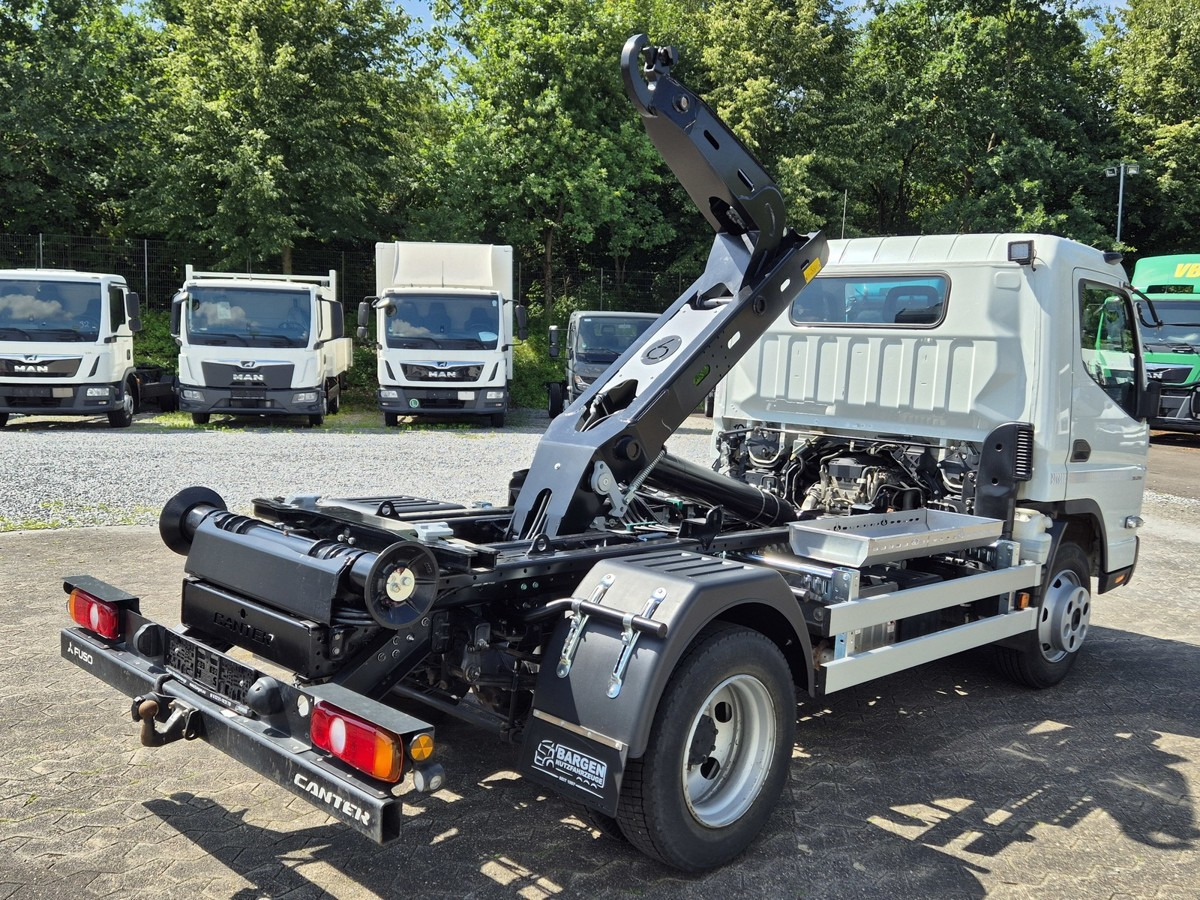 Abrollkipper FUSO Fuso Canter 7C18 City Abrollkipper AHK Hooklift: das Bild 8 Abrollkipper FUSO Fuso Canter 7C18 City Abrollkipper AHK Hooklift: das Bild 8