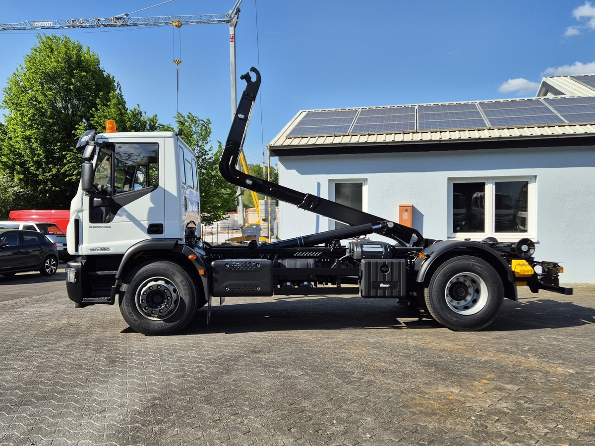 IVECO Euro Cargo 180E32 4x2 Abrollkipper Knick / Tele - Abrollkipper: das Bild 3 IVECO Euro Cargo 180E32 4x2 Abrollkipper Knick / Tele - Abrollkipper: das Bild 3