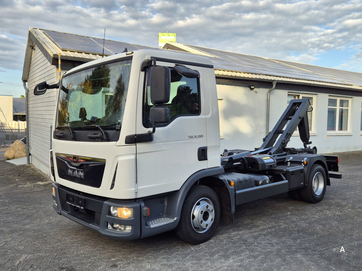 MAN TGL 8.190 BL City Abrollkipper Aut., 2 x AHK sof - Abrollkipper: das Bild 2 MAN TGL 8.190 BL City Abrollkipper Aut., 2 x AHK sof - Abrollkipper: das Bild 2