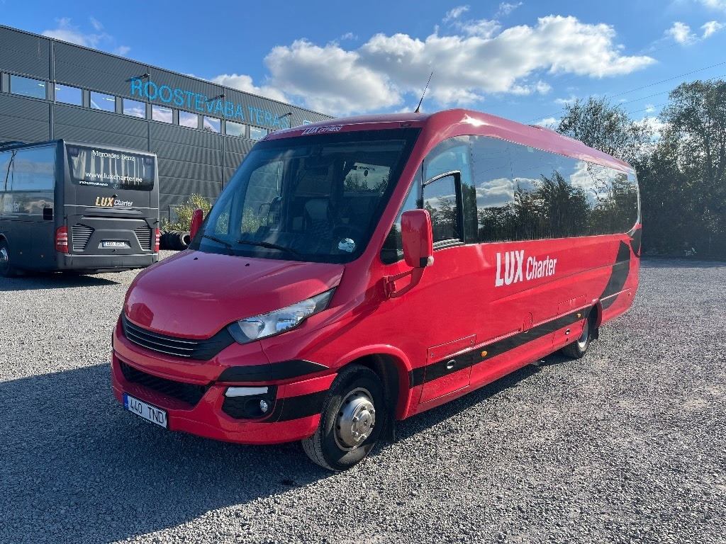 Iveco FERQUI SUNRISE - Kleinbus, Personentransporter: das Bild 2 Iveco FERQUI SUNRISE - Kleinbus, Personentransporter: das Bild 2