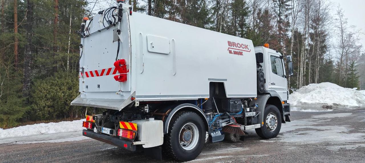 Brock SL280/2K MB Axor 1829 - Kehrmaschine: das Bild 4 Brock SL280/2K MB Axor 1829 - Kehrmaschine: das Bild 4