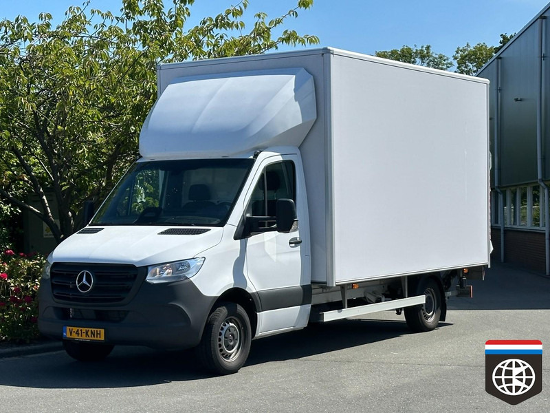 Mercedes-Benz Sprinter - Koffer Transporter: das Bild 1 Mercedes-Benz Sprinter - Koffer Transporter: das Bild 1