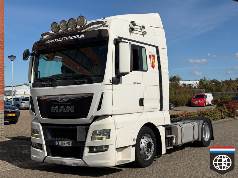MAN TGX 18 480 RETARDER / CLEAN TRUCK / 2x TANK / NIGHT AC - Sattelzugmaschine: das Bild 2 MAN TGX 18 480 RETARDER / CLEAN TRUCK / 2x TANK / NIGHT AC - Sattelzugmaschine: das Bild 2