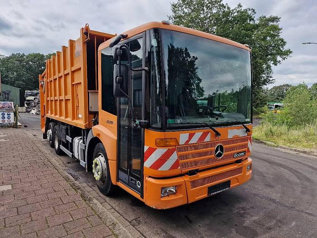Mercedes-Benz Econic 2628 - Müllwagen: das Bild 3 Mercedes-Benz Econic 2628 - Müllwagen: das Bild 3