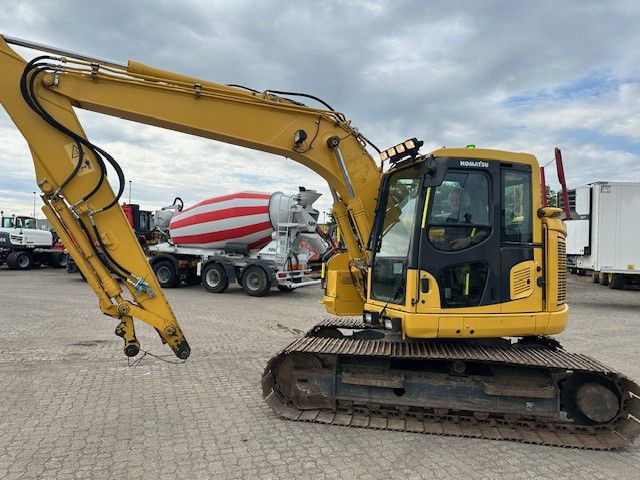 Komatsu PC138US-11, Kurzheck, Greifer u. Hammer, Klima - Kettenbagger: das Bild 2 Komatsu PC138US-11, Kurzheck, Greifer u. Hammer, Klima - Kettenbagger: das Bild 2