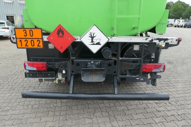 MAN 26.400 TGS 6x2, Esterer, Unten- u. Obenbefüllung - Tankwagen: das Bild 4 MAN 26.400 TGS 6x2, Esterer, Unten- u. Obenbefüllung - Tankwagen: das Bild 4