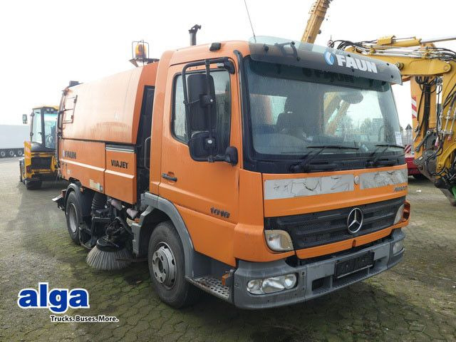 Mercedes-Benz 1018 Atego 4x2, Faun VIAJET 5R, Klima, 73tkm - Kehrmaschine: das Bild 1 Mercedes-Benz 1018 Atego 4x2, Faun VIAJET 5R, Klima, 73tkm - Kehrmaschine: das Bild 1