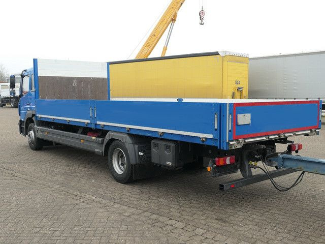 Mercedes-Benz 1324 L Atego, 6-Sitze, Verzinkt, 7.300mm lang - Pritsche LKW: das Bild 3 Mercedes-Benz 1324 L Atego, 6-Sitze, Verzinkt, 7.300mm lang - Pritsche LKW: das Bild 3