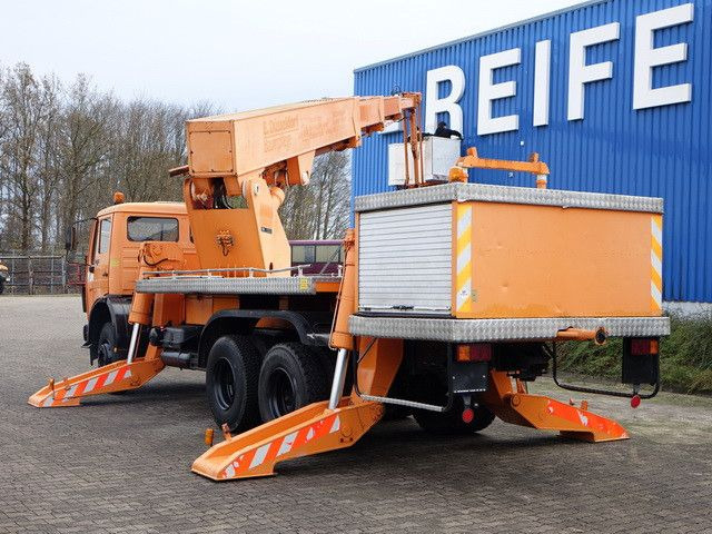 Mercedes-Benz 2222 6x4, Ruthmann, 28m³, 3. Sitz, Blattfederung - LKW mit Arbeitsbühne: das Bild 5 Mercedes-Benz 2222 6x4, Ruthmann, 28m³, 3. Sitz, Blattfederung - LKW mit Arbeitsbühne: das Bild 5