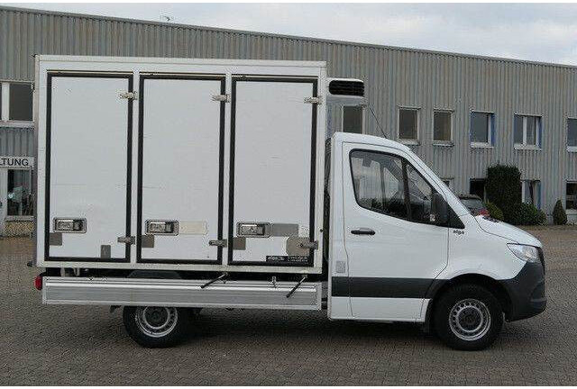 Mercedes-Benz 314 CDI Sprinter 4x2, Kiesling, Carrier, Klima - Kühltransporter: das Bild 2 Mercedes-Benz 314 CDI Sprinter 4x2, Kiesling, Carrier, Klima - Kühltransporter: das Bild 2