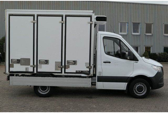Mercedes-Benz 314 CDI Sprinter 4x2, Kiesling, Carrier, Klima - Kühltransporter: das Bild 2 Mercedes-Benz 314 CDI Sprinter 4x2, Kiesling, Carrier, Klima - Kühltransporter: das Bild 2
