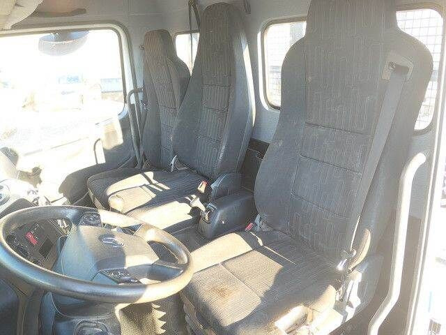 Kipper Mercedes-Benz 818 K Atego 4x2, Meiller, AHK, 3. Sitz, 168tkm.: das Bild 12