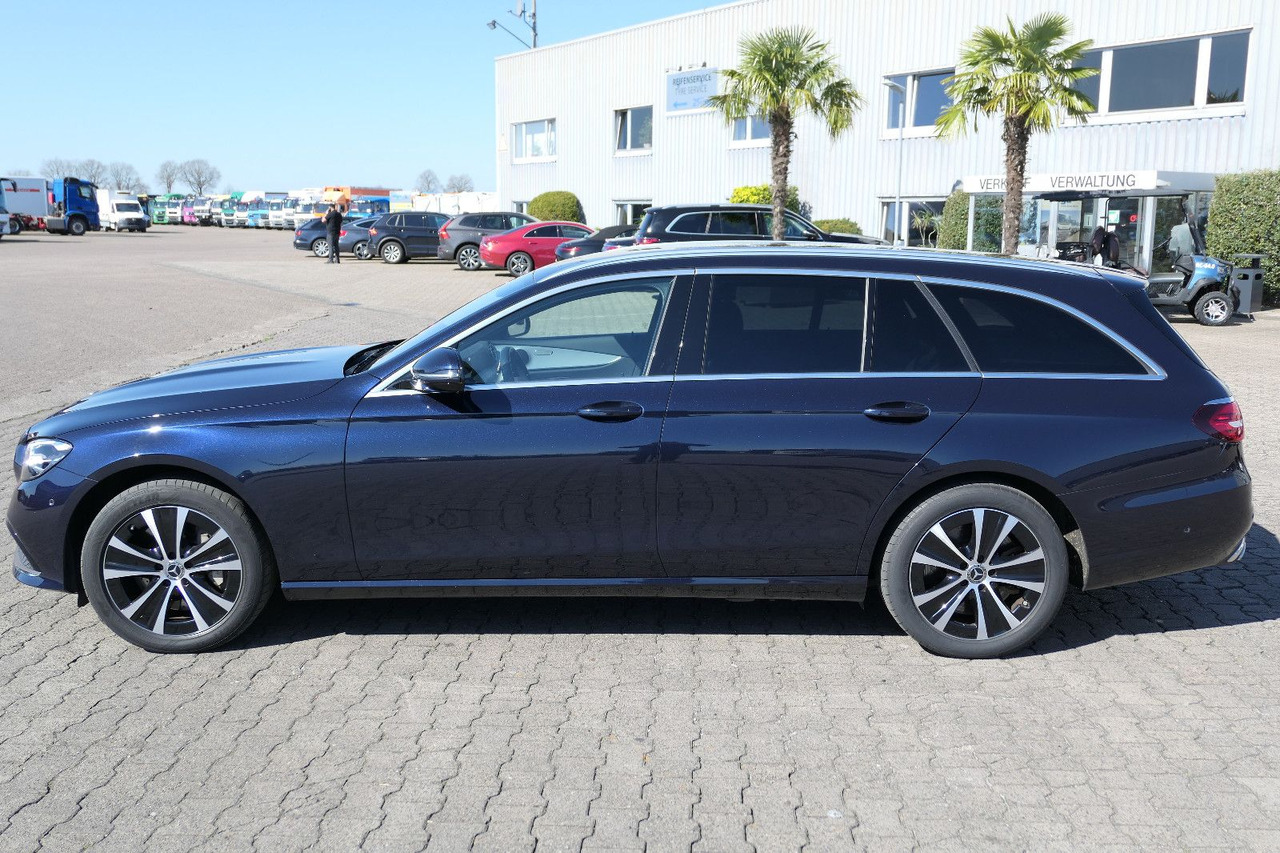 Kombi Mercedes-Benz E 300 de 4Matic/AHK/Klima: das Bild 6