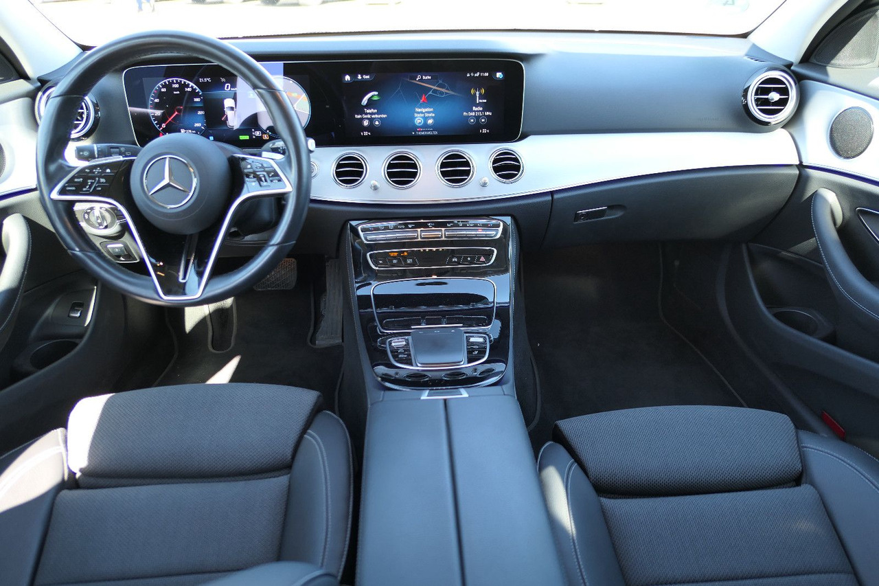Kombi Mercedes-Benz E 300 de 4Matic/AHK/Klima: das Bild 10