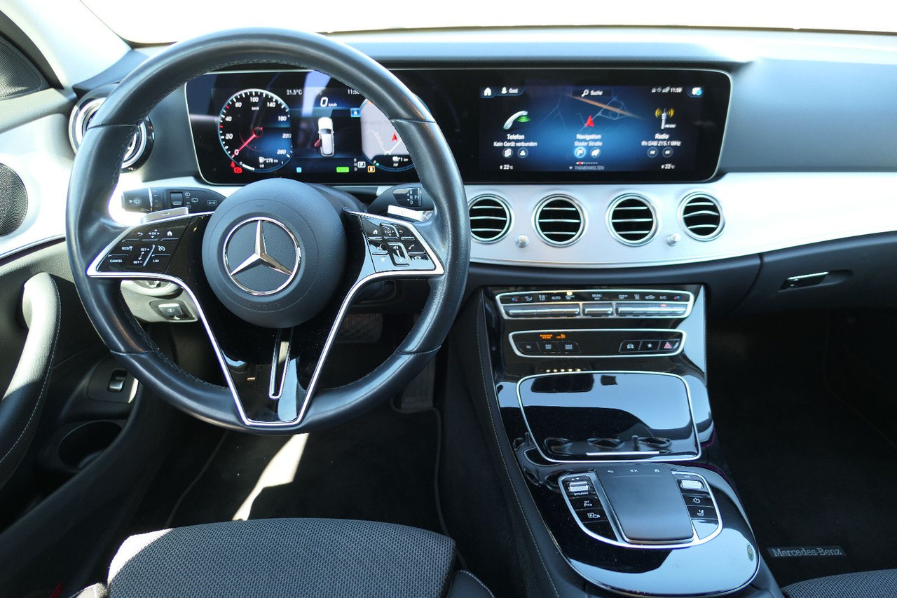 Kombi Mercedes-Benz E 300 de 4Matic/AHK/Klima: das Bild 9