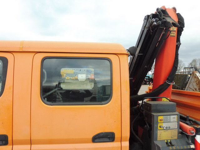 Mitsubishi Fuso Canter 7C18D, Palfinger PK 7001-KA, DOKA - Kipper, Autokran: das Bild 3 Mitsubishi Fuso Canter 7C18D, Palfinger PK 7001-KA, DOKA - Kipper, Autokran: das Bild 3