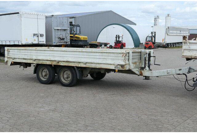 Müller-Mitteltal ETÜ-TA, Tandem, 5.100mm lang, Zurrösen,Tieflader - Pritschenanhänger/ Plattformanhänger: das Bild 2 Müller-Mitteltal ETÜ-TA, Tandem, 5.100mm lang, Zurrösen,Tieflader - Pritschenanhänger/ Plattformanhänger: das Bild 2