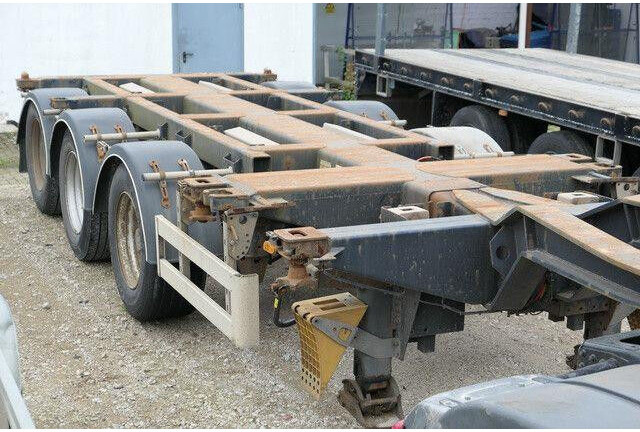 Pacton TXC343, 2x20/1x20/1x30/1x40/1x45 Fuß Container - Tieflader Auflieger: das Bild 2 Pacton TXC343, 2x20/1x20/1x30/1x40/1x45 Fuß Container - Tieflader Auflieger: das Bild 2