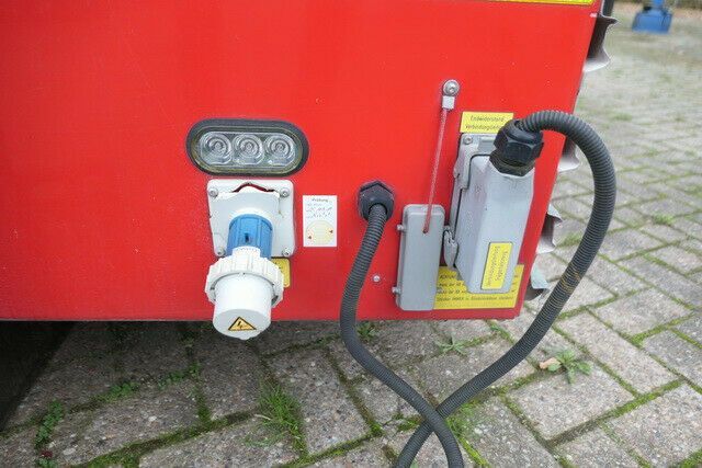 ROSENBAUER/Feuerwehr/Wasserwerfer - Feuerwehrfahrzeug: das Bild 3 ROSENBAUER/Feuerwehr/Wasserwerfer - Feuerwehrfahrzeug: das Bild 3