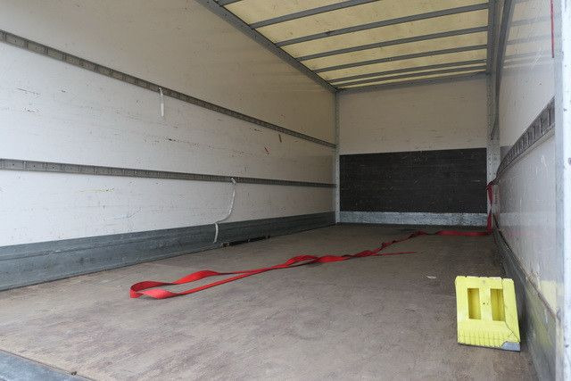 Renault Midlum 220 4x2, LBW, AHK, 6.100mm lang, Klima - Koffer Transporter: das Bild 4 Renault Midlum 220 4x2, LBW, AHK, 6.100mm lang, Klima - Koffer Transporter: das Bild 4