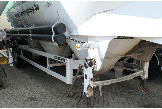 SPITZER SF 2743 PI, Zement, Alu-Felgen, 43m³, 1 Kammer - Tankauflieger: das Bild 3 SPITZER SF 2743 PI, Zement, Alu-Felgen, 43m³, 1 Kammer - Tankauflieger: das Bild 3