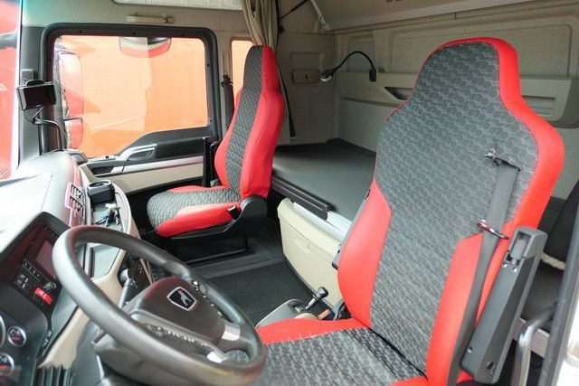 Sattelzugmaschine MAN 18.500 TGX, XXL, Intarder, Standklima, 2x Tank: das Bild 11