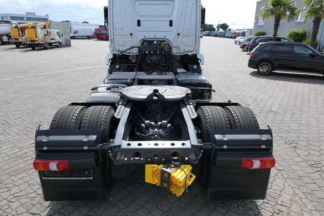 Mercedes-Benz 1836 LS Actros 4x2, ADR, Navi, Klima, 2.000km - Sattelzugmaschine: das Bild 4 Mercedes-Benz 1836 LS Actros 4x2, ADR, Navi, Klima, 2.000km - Sattelzugmaschine: das Bild 4
