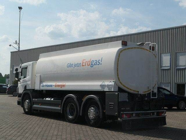 Scania P 320 6x2, Lindner & Fischer, 19m³, 3 Kammern - Tankwagen: das Bild 3 Scania P 320 6x2, Lindner & Fischer, 19m³, 3 Kammern - Tankwagen: das Bild 3