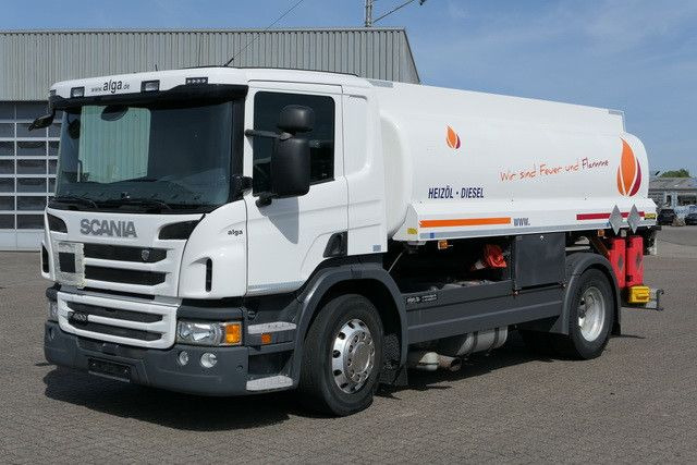 Scania P 400, 2 Kammern, 13m³, Oben- u. Untenbefüllung - Tankwagen: das Bild 3 Scania P 400, 2 Kammern, 13m³, Oben- u. Untenbefüllung - Tankwagen: das Bild 3
