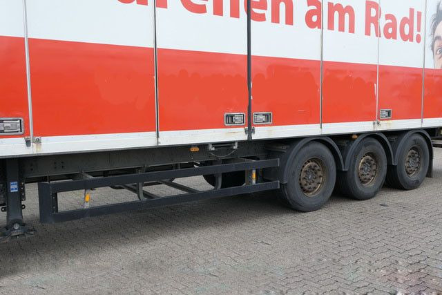 Schmitz Cargobull SKO 24, Faltwand, Seitentüren,Isoliert,Luft-Lift - Koffer Auflieger: das Bild 4 Schmitz Cargobull SKO 24, Faltwand, Seitentüren,Isoliert,Luft-Lift - Koffer Auflieger: das Bild 4