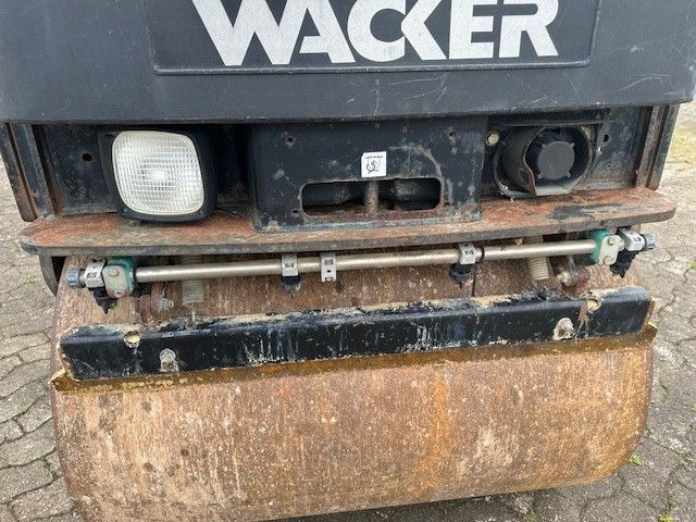 Wacker RD27-100, Tandem, 1m Bandagen, Vibration - Straßenwalze: das Bild 5 Wacker RD27-100, Tandem, 1m Bandagen, Vibration - Straßenwalze: das Bild 5