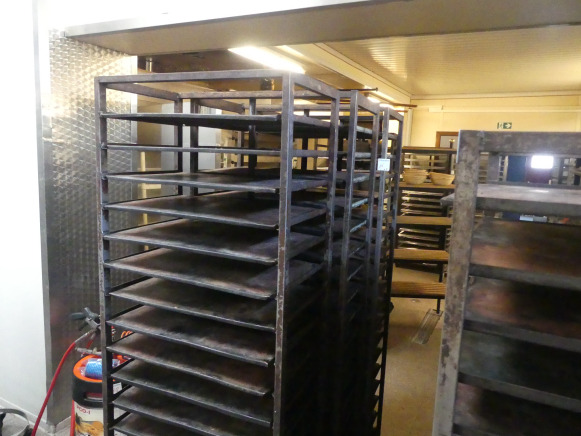 3 Chariots de four avec platine 60x40 cm - Bäckereimaschine: das Bild 2 3 Chariots de four avec platine 60x40 cm - Bäckereimaschine: das Bild 2