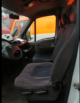 Camionnette Renault (2001-238.004 km) - PKW: das Bild 5 Camionnette Renault (2001-238.004 km) - PKW: das Bild 5