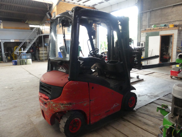 Chariot élévateur avec tète rotatif Linde H16D - Gabelstapler: das Bild 2 Chariot élévateur avec tète rotatif Linde H16D - Gabelstapler: das Bild 2