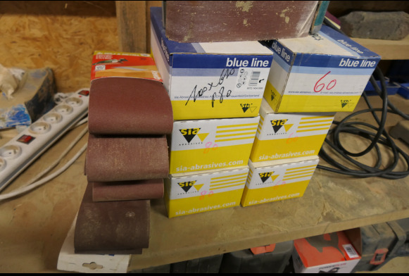 Ponceuse à bande Makita 9402 - Holzbearbeitungsmaschine: das Bild 5 Ponceuse à bande Makita 9402 - Holzbearbeitungsmaschine: das Bild 5