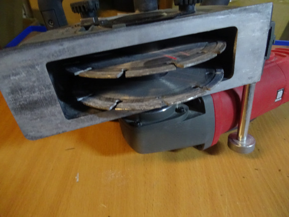 Rainureuse EINHELL TE-MA 1700 - Metallbearbeitungsmaschine: das Bild 3 Rainureuse EINHELL TE-MA 1700 - Metallbearbeitungsmaschine: das Bild 3