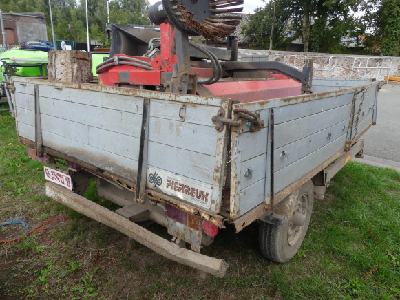 Remorque agricole 1 essieu marque et modèle inconnu - Pritschenanhänger/ Plattformanhänger: das Bild 5 Remorque agricole 1 essieu marque et modèle inconnu - Pritschenanhänger/ Plattformanhänger: das Bild 5