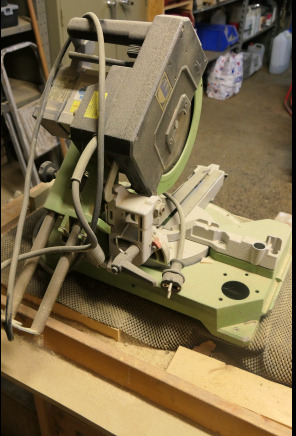 Scie à onglet Elektra Beckum KGS300 - Holzbearbeitungsmaschine: das Bild 4 Scie à onglet Elektra Beckum KGS300 - Holzbearbeitungsmaschine: das Bild 4