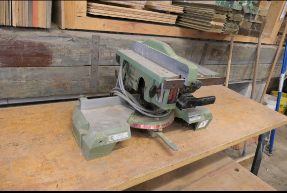 Scie à onglet Omga - Holzbearbeitungsmaschine: das Bild 2 Scie à onglet Omga - Holzbearbeitungsmaschine: das Bild 2