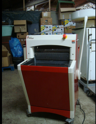 Trancheuse à pain Heristal - Bäckereimaschine: das Bild 1 Trancheuse à pain Heristal - Bäckereimaschine: das Bild 1