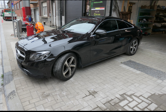 Voiture Mercedes-Benz Coupé (2018-113.807 km-VIN:WDD2383141F014560) - Coupé: das Bild 2 Voiture Mercedes-Benz Coupé (2018-113.807 km-VIN:WDD2383141F014560) - Coupé: das Bild 2