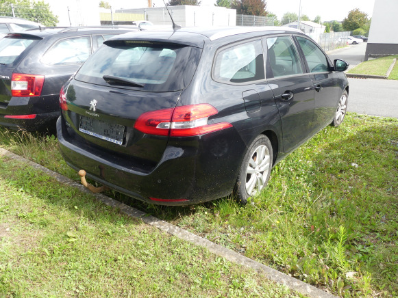 Voiture break Peugeot 308 (2017-211.679 km) - Kombi: das Bild 3 Voiture break Peugeot 308 (2017-211.679 km) - Kombi: das Bild 3