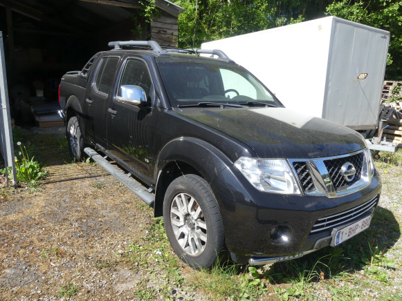 Voiture tout terrain Nissan Navara V6 - PKW: das Bild 1 Voiture tout terrain Nissan Navara V6 - PKW: das Bild 1